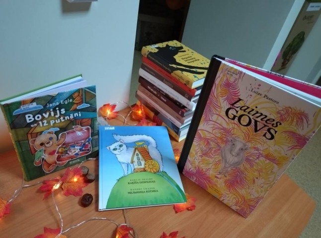 Jauno grāmatu izstāde